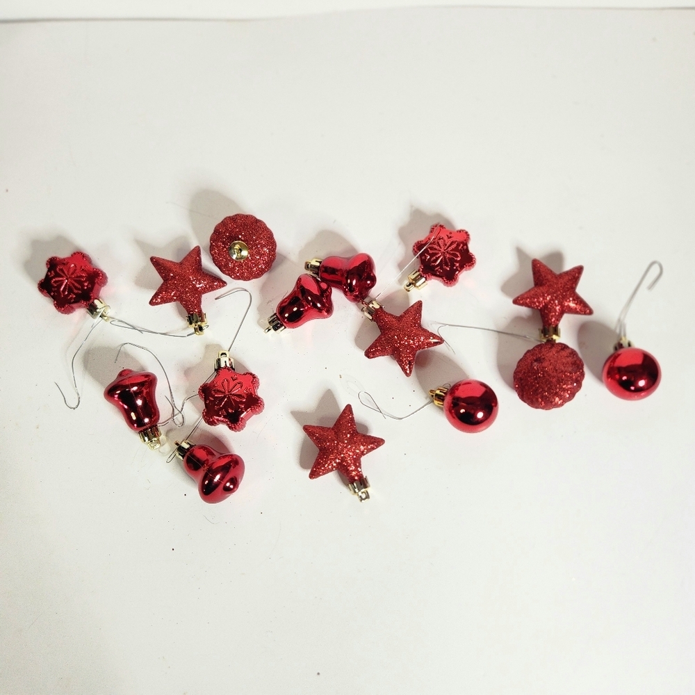 RED BABY CHRISTMAS ORNAMENTS - Picture 3 of 8